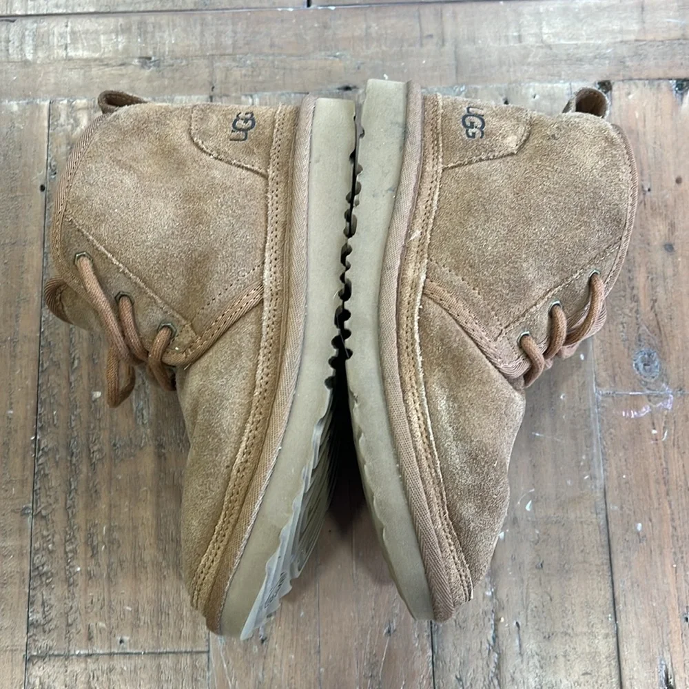 Ugg Neumel sheepskin leather Sherpa lined Chelsea boots